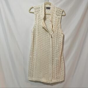 Chelsea 28 Cream Lace Full Zip Vest M